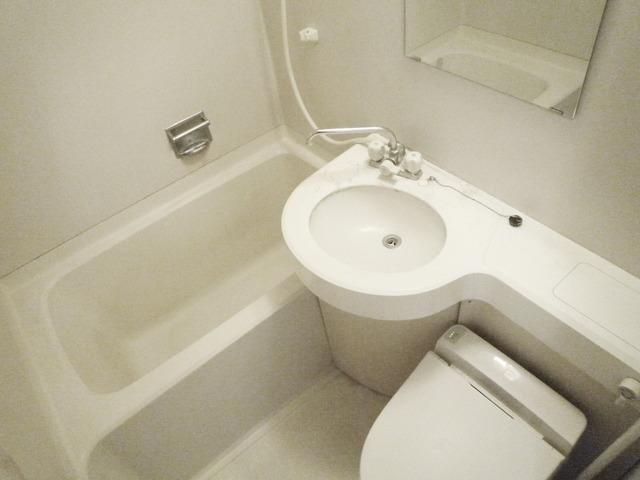 バス・シャワールーム　お部屋探しは株式会社　タウンハウジング　までお気軽にお問合…