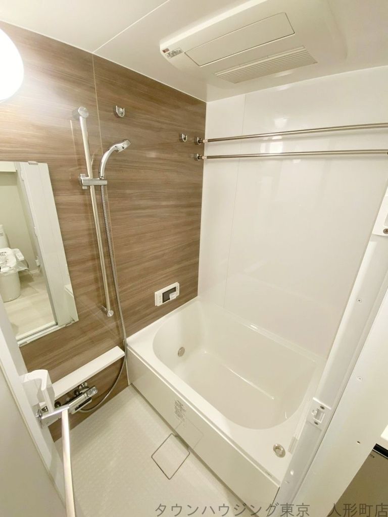 バス・シャワールーム　バス