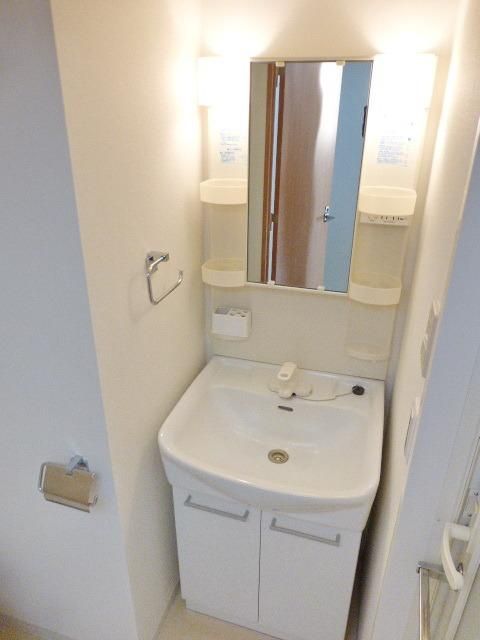 洗面設備　★便利な独立洗面台です★