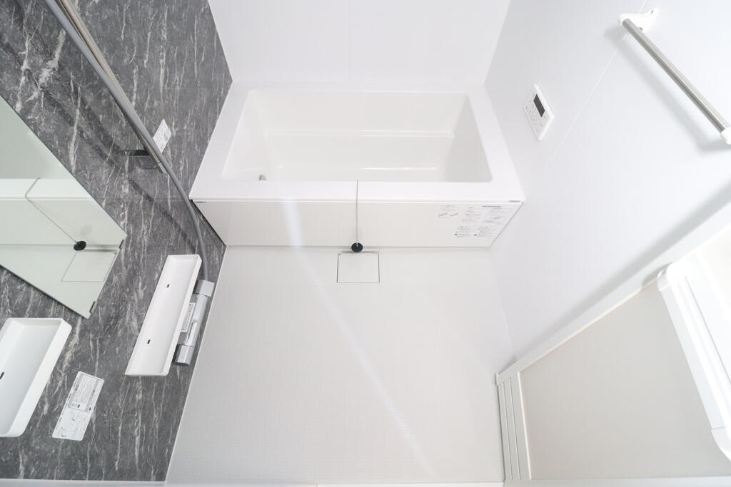 バス・シャワールーム　バスルーム