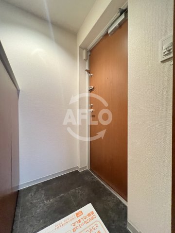 玄関　D-Rest Nakanoshima　玄関