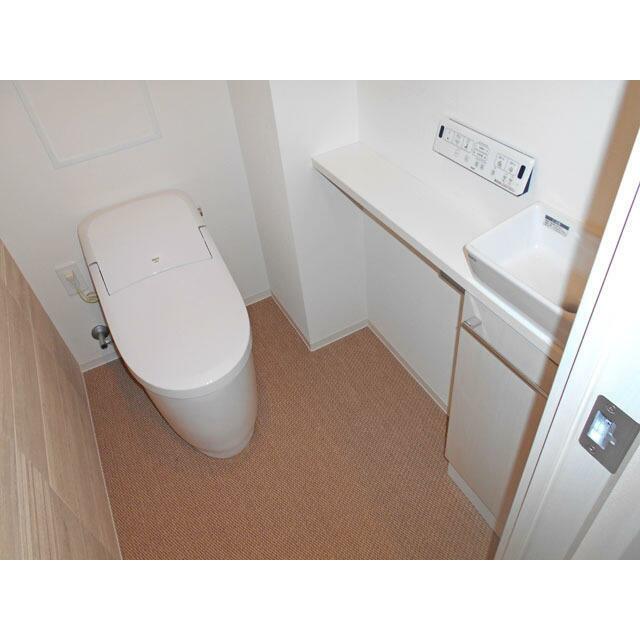 トイレ　トイレ