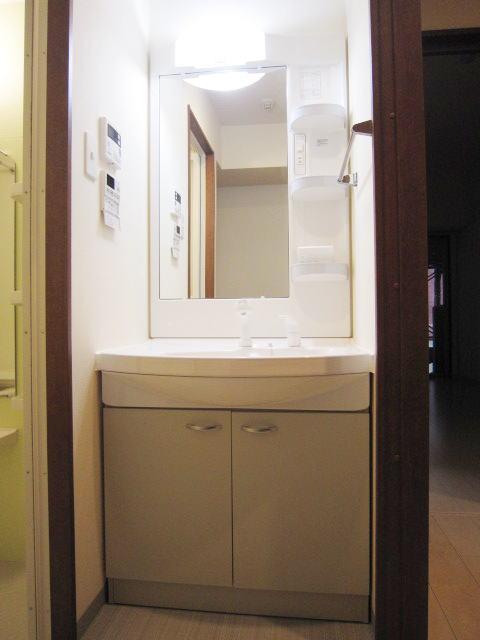 洗面設備　シャンプードレッサー