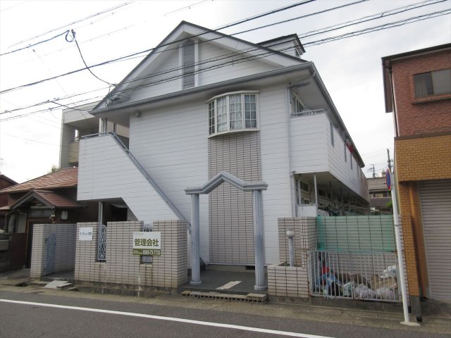 建物外観　ラ・グラシューズ町南