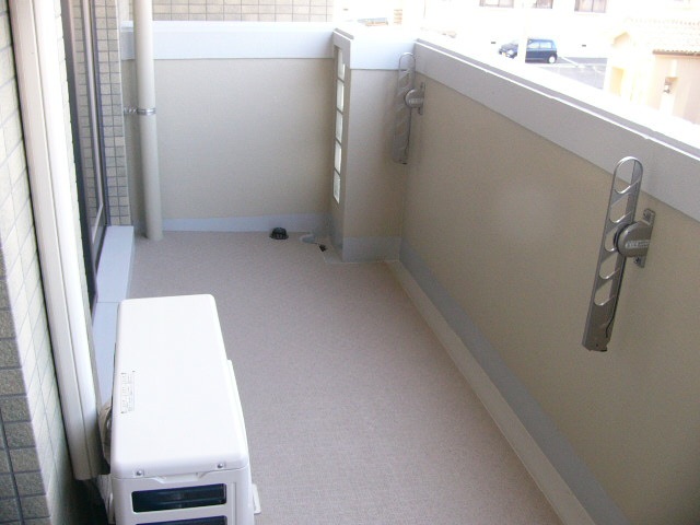 バルコニー　写真は別号室のものです。