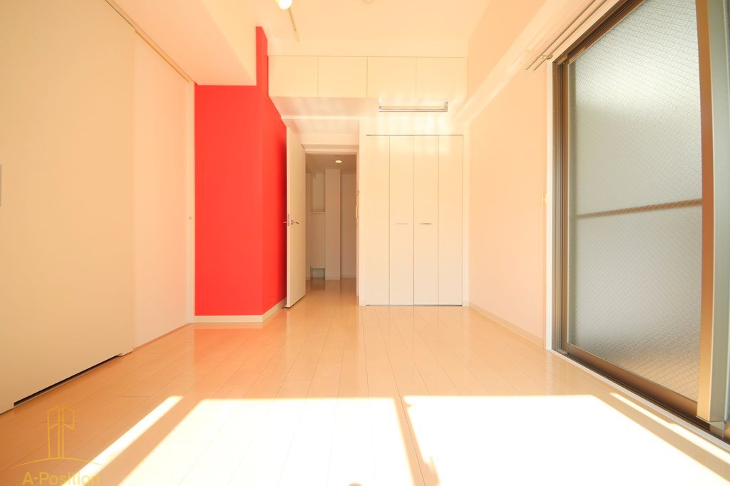 居室・リビング　セレニテ本町ROJI02