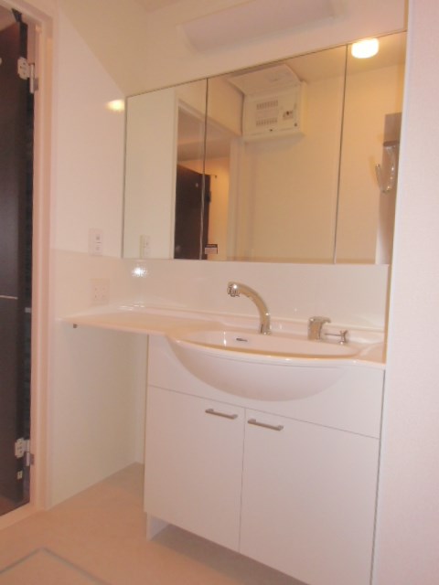 洗面設備　※他のお部屋です、ご参考までに