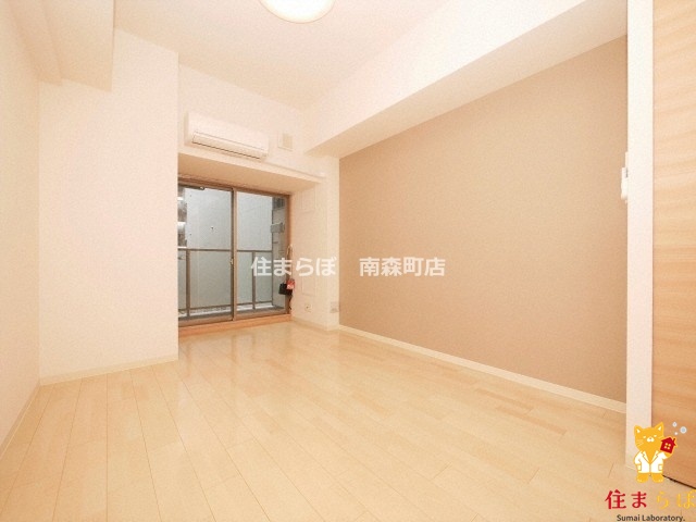 居室・リビング　「“合う暮らし”を、LINEで一緒に描こう。」