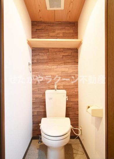 トイレ　別部屋の写真です