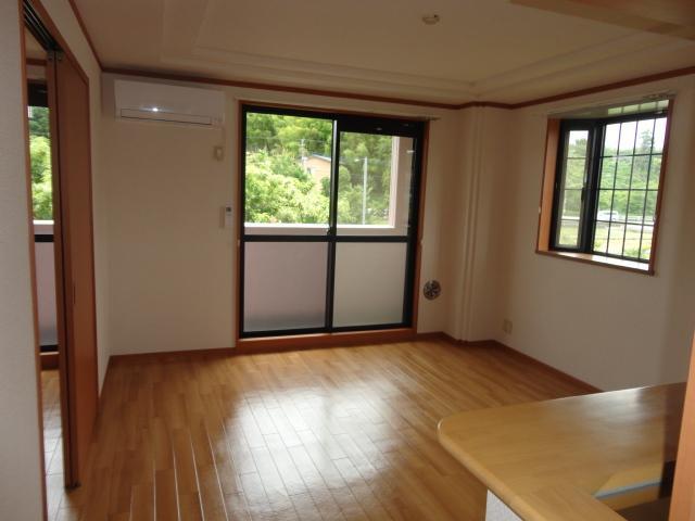 居室・リビング　【人気のカウンターキッチン♪】おすすめです！