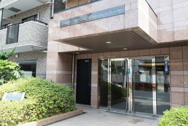 エントランス　?