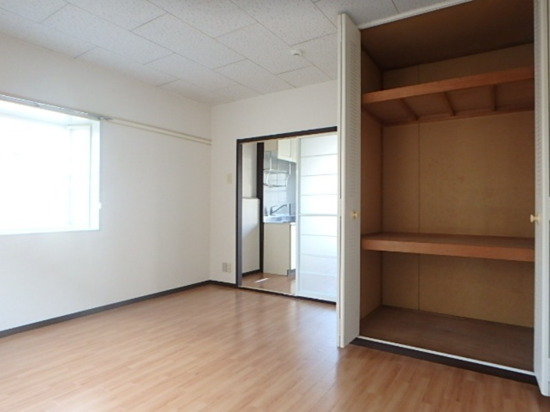 居室・リビング　図面と現状に相違がある場合には現状を優先