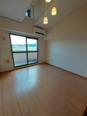 居室・リビング　おしゃれな居間です