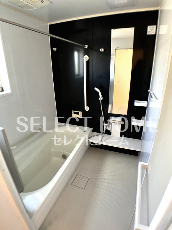 バス・シャワールーム　お風呂で日々の疲れを落としましょう