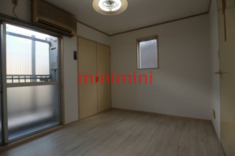 収納　シャワールーム