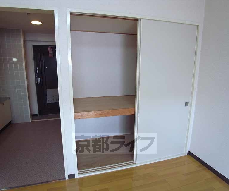 収納　収納はたっぷりサイズです。