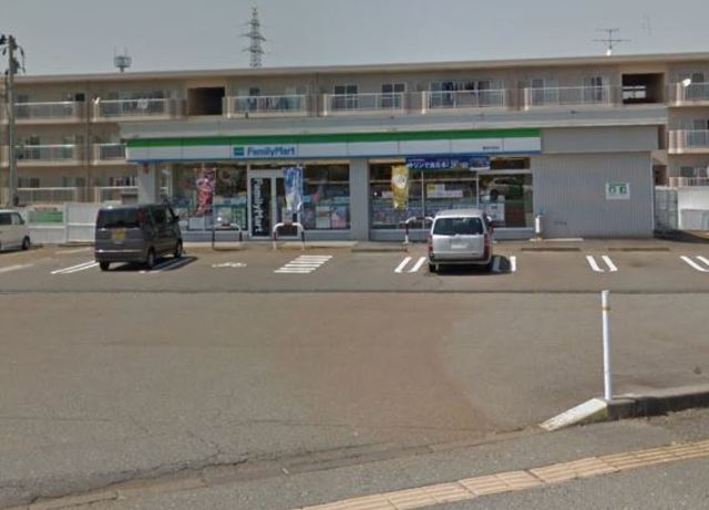 コンビニ　ファミリーマート豊栄太田店（コンビニ）まで414m