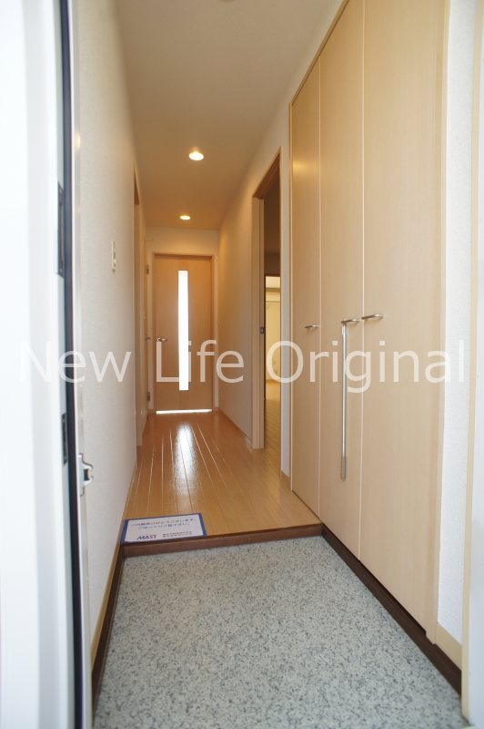 玄関　段差が少なく出入りがスムーズな玄関です☆