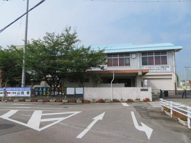 小学校　垣生小学校（小学校）まで641m