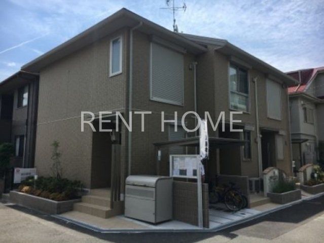 建物外観　メゾネットタイプの物件です。