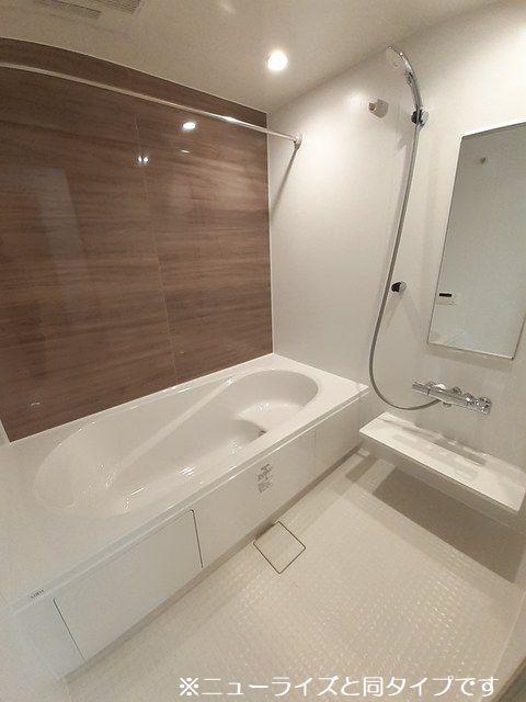 バス・シャワールーム　バスルーム