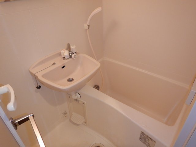 バス・シャワールーム　※別号室参考写真