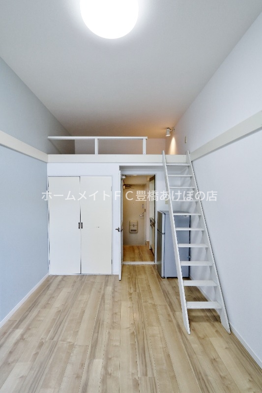 居室・リビング　同型別部屋写真