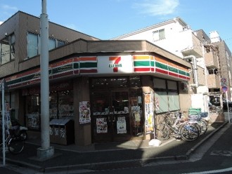 コンビニ　セブンイレブン荒川西尾久８丁目店（コンビニ）まで116m