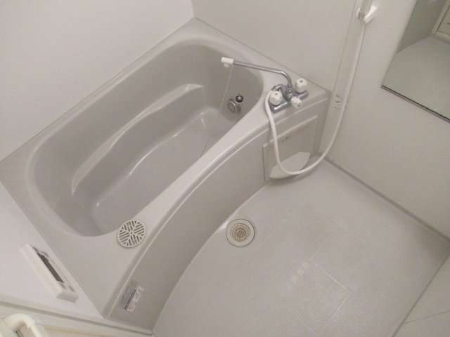 バス・シャワールーム　日々の疲れを癒すお風呂付です
