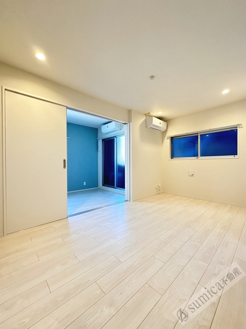 居室・リビング　ホワイトベースで明るい内容♪