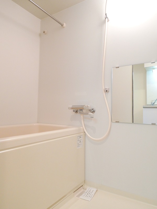 バス・シャワールーム　バスルーム