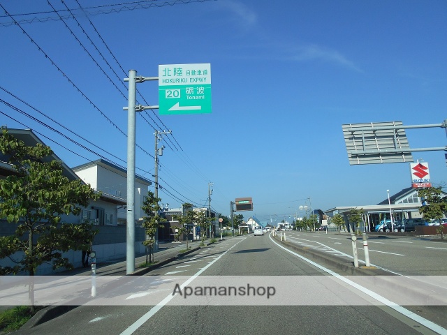 その他　砺波インター口（その他）まで219m