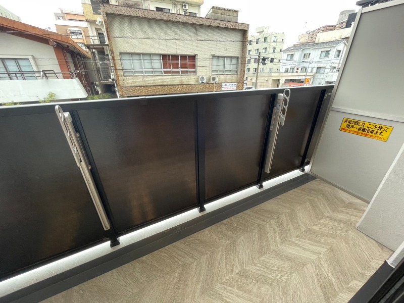 バルコニー　バルコニー