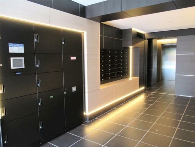 エントランス　エントランス