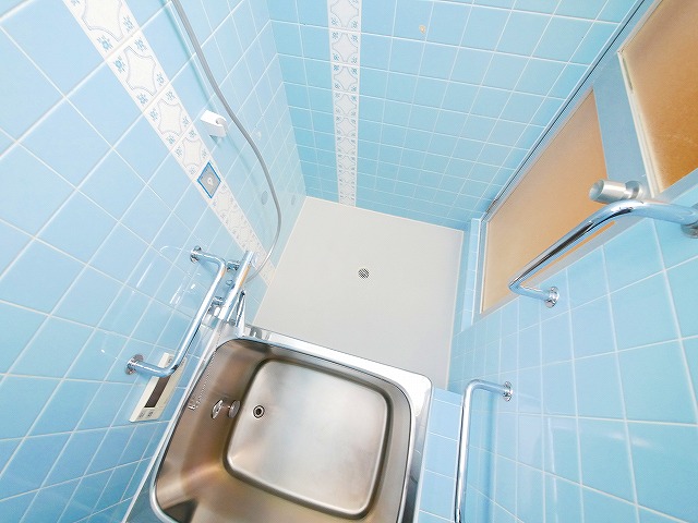 バス・シャワールーム　ゆったり過ごせるお風呂です