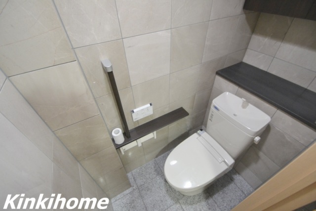 トイレ　写真は別のお部屋です。（同タイプ）