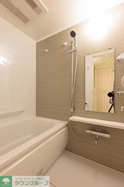 バス・シャワールーム　※写真は同タイプ住戸です。