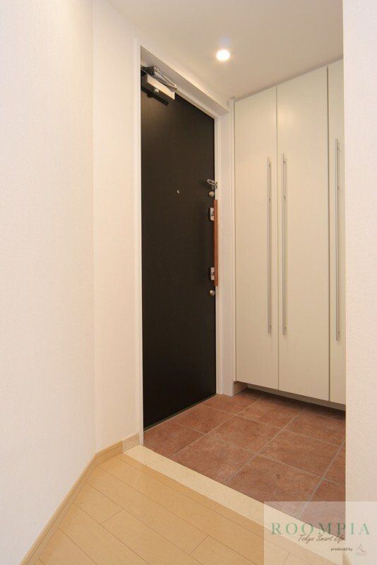 玄関　物件画像