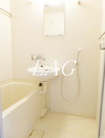 バス・シャワールーム　お風呂です。