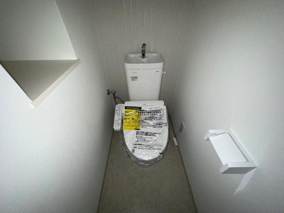 トイレ　※別部屋の写真です