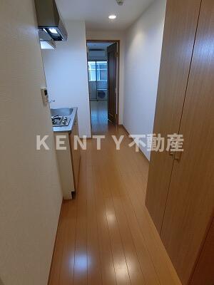 玄関　収納もある玄関です