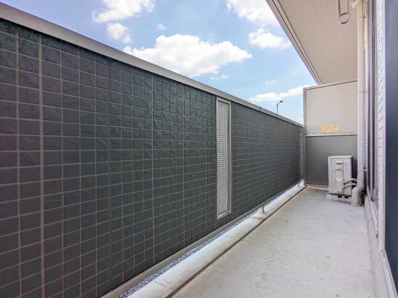 バルコニー　図面と現状に相違がある場合には現状を優先