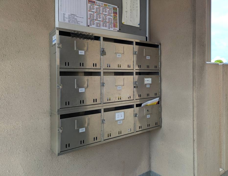 エントランス　メールBOX