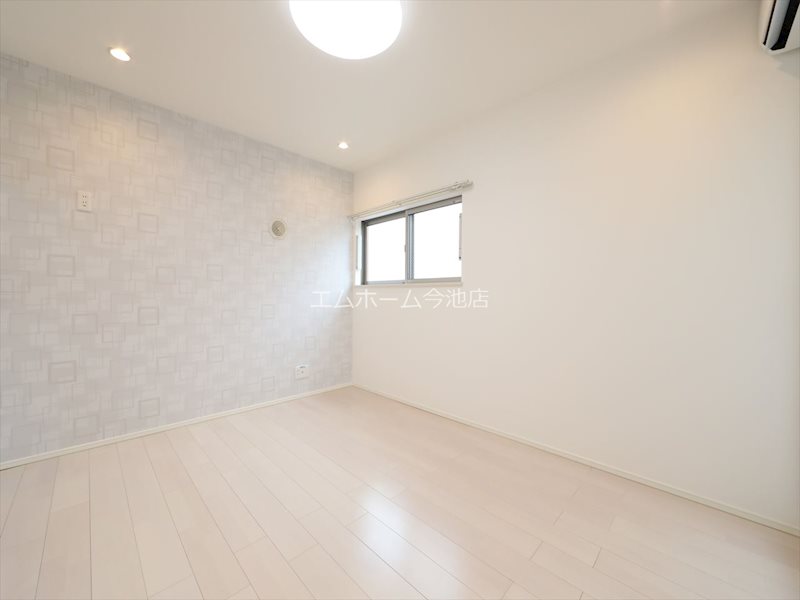 居室・リビング　洋室7.5帖　エアコン完備