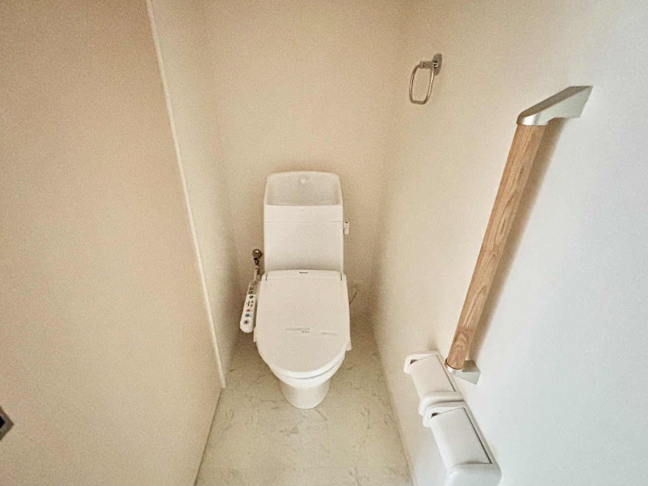 トイレ　トイレ部分・ウォシュレット付きで清潔感◎