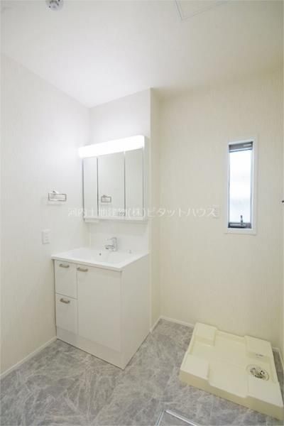 洗面設備　洗面所