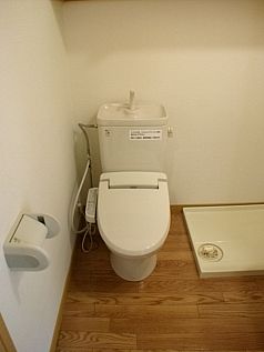 トイレ　※別号室参考写真