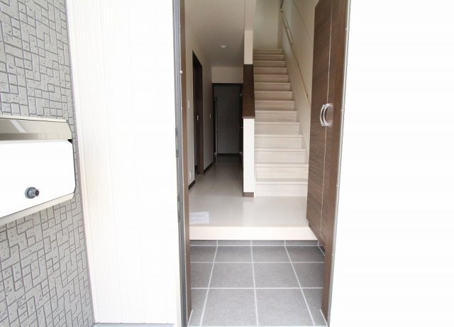 玄関　参考写真です。