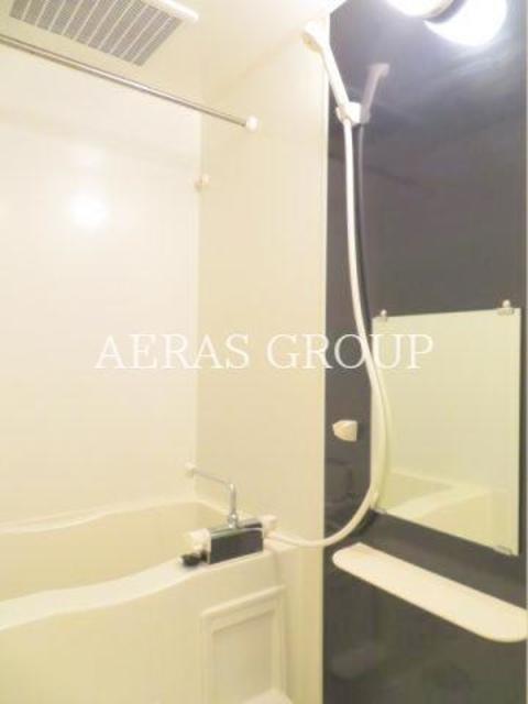 バス・シャワールーム　浴槽