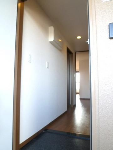 玄関　シューズボックスあります♪